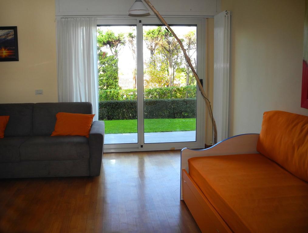 Collemare Apartment Pesaro Luaran gambar