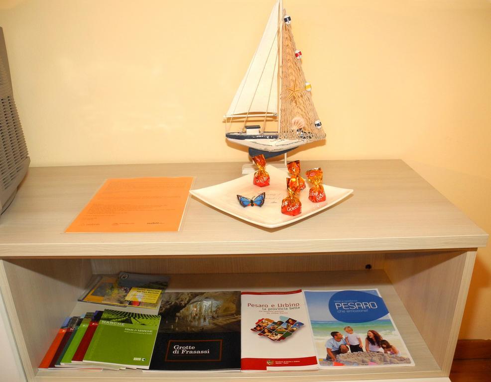 Collemare Apartment Pesaro Luaran gambar